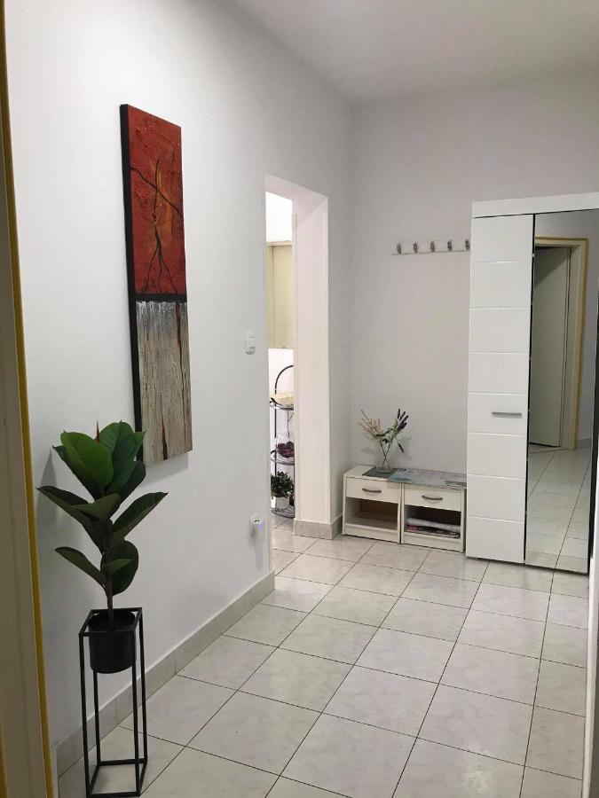 Apartments Zenta Спліт Екстер'єр фото
