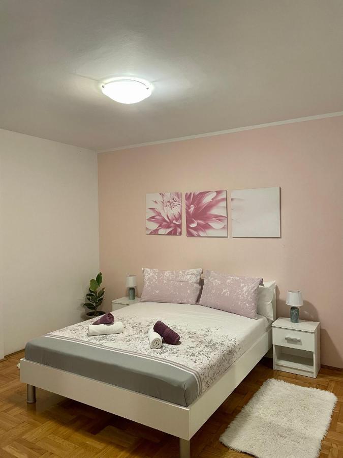 Apartments Zenta Спліт Екстер'єр фото